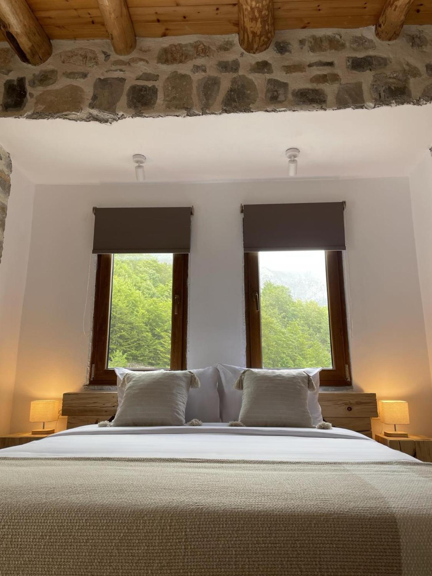 Valter & Drita'S Guesthouse 세스 외부 사진