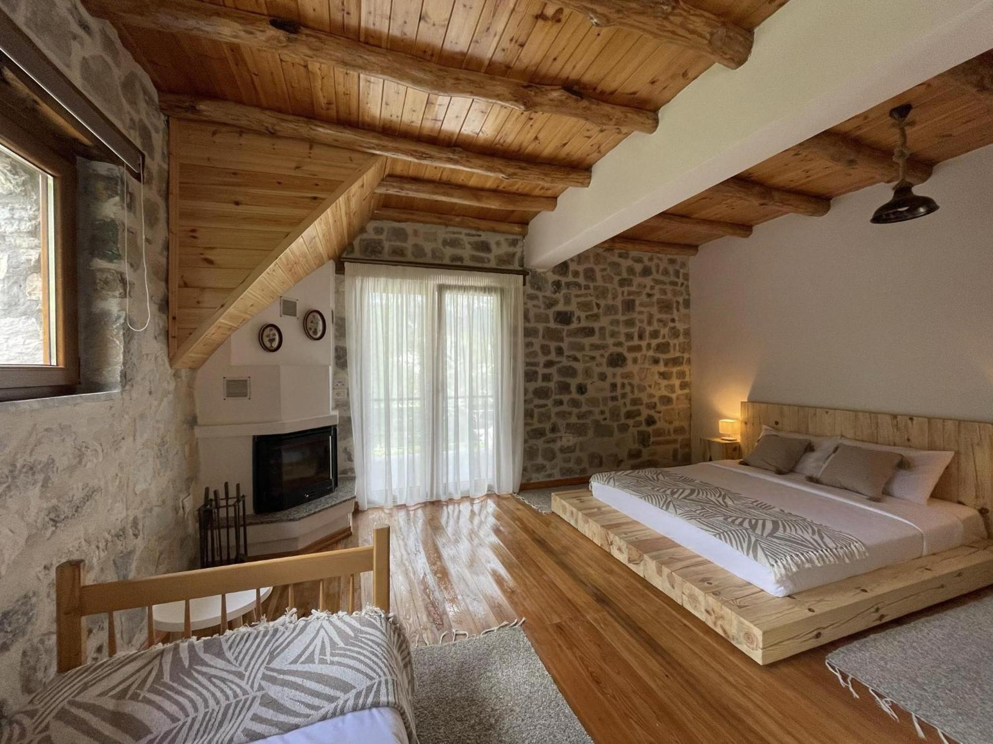 Valter & Drita'S Guesthouse 세스 외부 사진