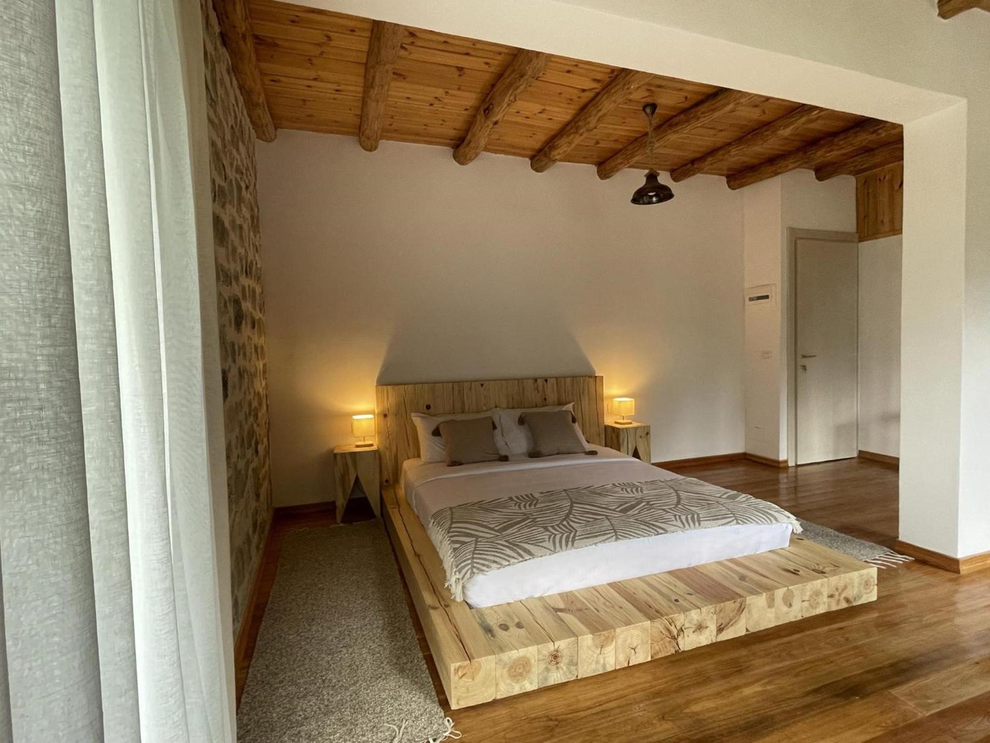 Valter & Drita'S Guesthouse 세스 외부 사진